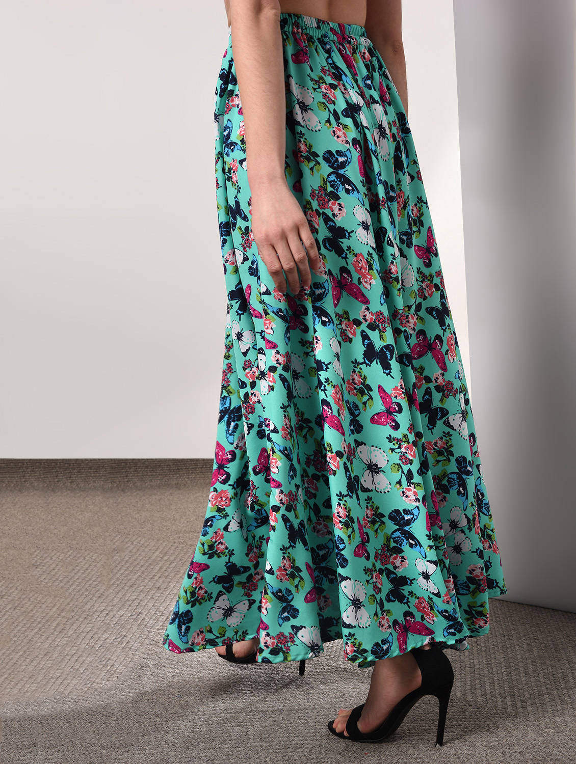High rise floral flared skirt