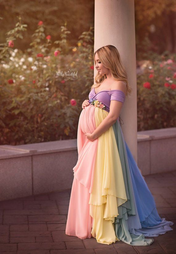 Rainbow maternity gown of Designarche