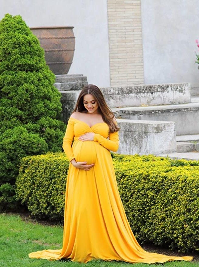 Designarche BEautiful Reek Yellow Maternity Baby Shower Gown